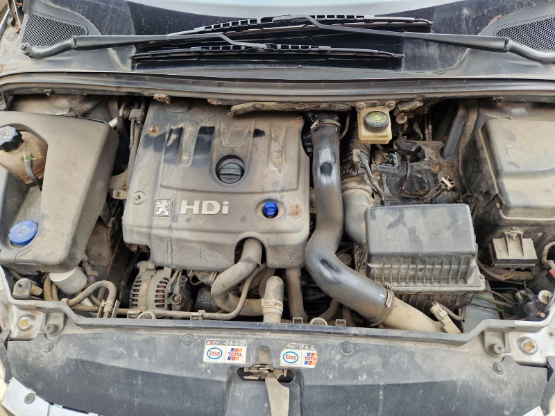 Peugeot 307 2.0Hdi, снимка 8 - Автомобили и джипове - 49818102