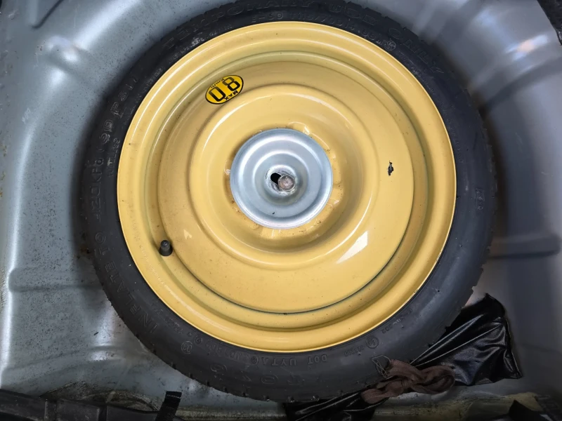 Mazda 2 1.3i 75 кс ЕВРО 4, снимка 10 - Автомобили и джипове - 51364775