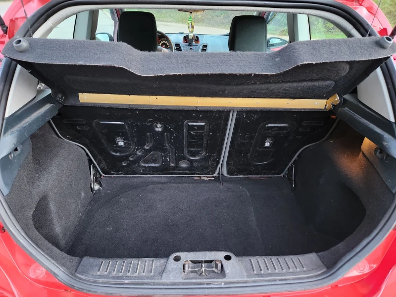 Ford Fiesta, снимка 8 - Автомобили и джипове - 52233304