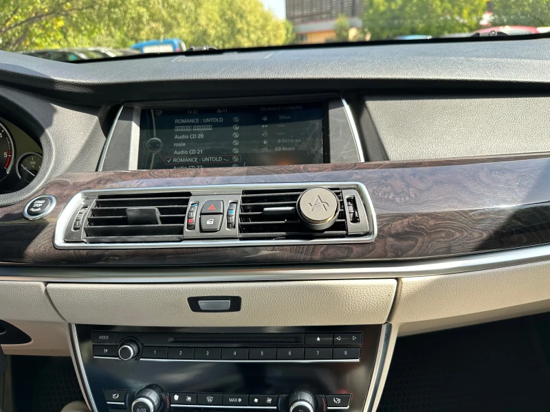 BMW 5 Gran Turismo Панорама, камера, харддиск, сменени вериги, снимка 9 - Автомобили и джипове - 51885245