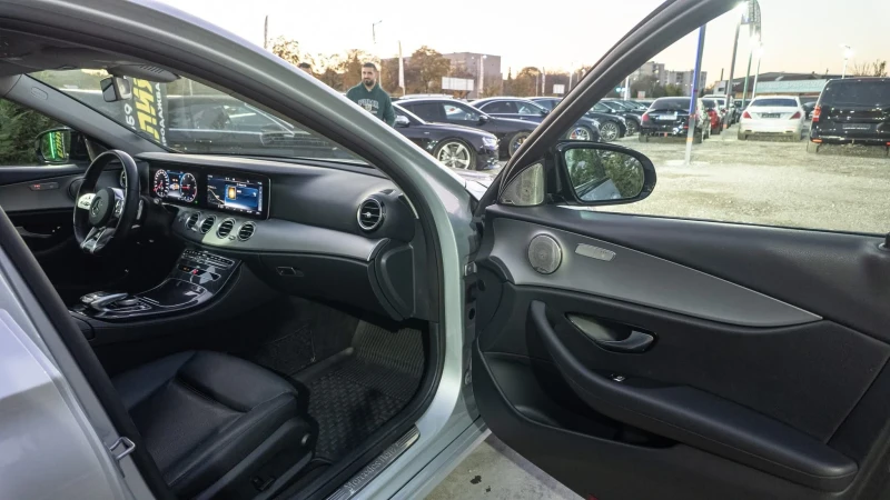 Mercedes-Benz E 220 D FULL AMG LINE BURMEISTER ЛИЗИНГ 100%, снимка 13 - Автомобили и джипове - 52258985