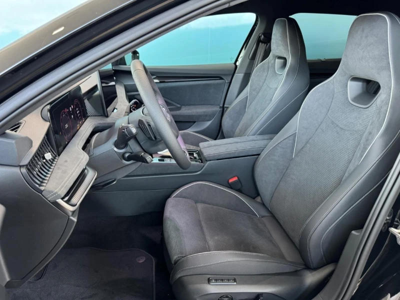 Skoda Superb 2.0TSI* SPORT-LINE* DISTR* MEMORY* KEYLESS* CANTON, снимка 5 - Автомобили и джипове - 52455371