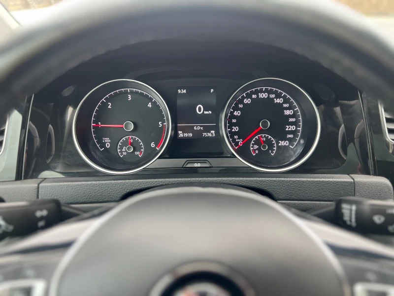 VW Golf R-line Highline BluMotion Tech Лизинг, снимка 12 - Автомобили и джипове - 52578583