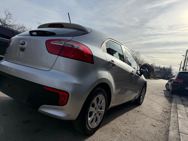 Kia Rio AVTOMAT NAVI KAMERA REALNI KM, снимка 6 - Автомобили и джипове - 52728378