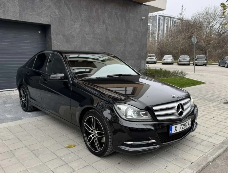 Mercedes-Benz C 200, снимка 3 - Автомобили и джипове - 52916004