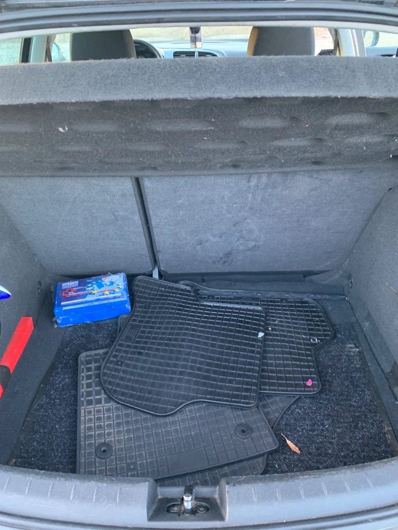 Seat Leon 1, 9 TDI DSG, снимка 10 - Автомобили и джипове - 53060328