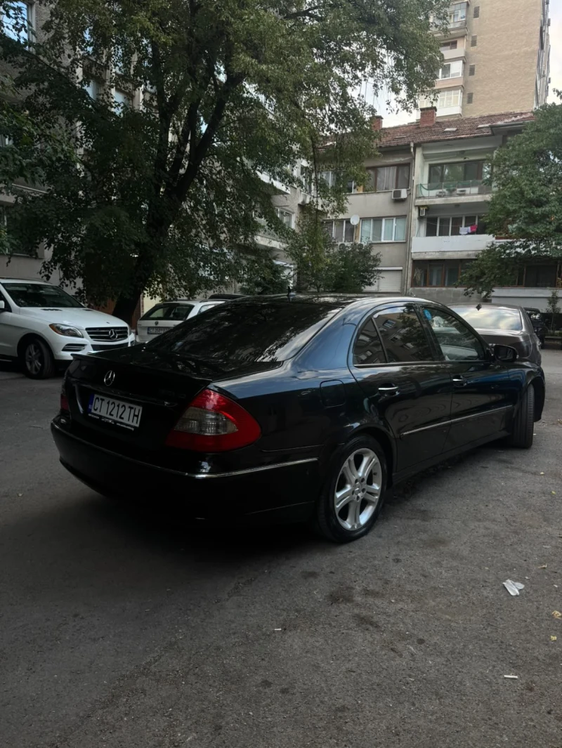 Mercedes-Benz E 320, снимка 2 - Автомобили и джипове - 53158120