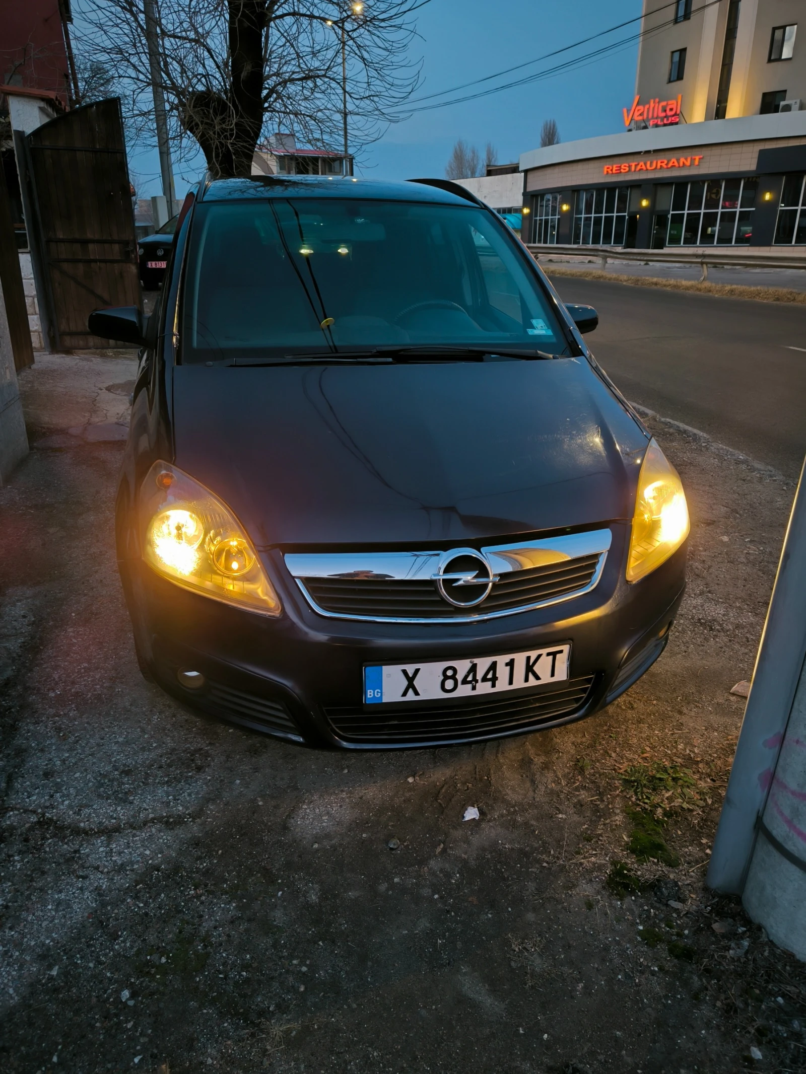 Opel Zafira  - изображение 7