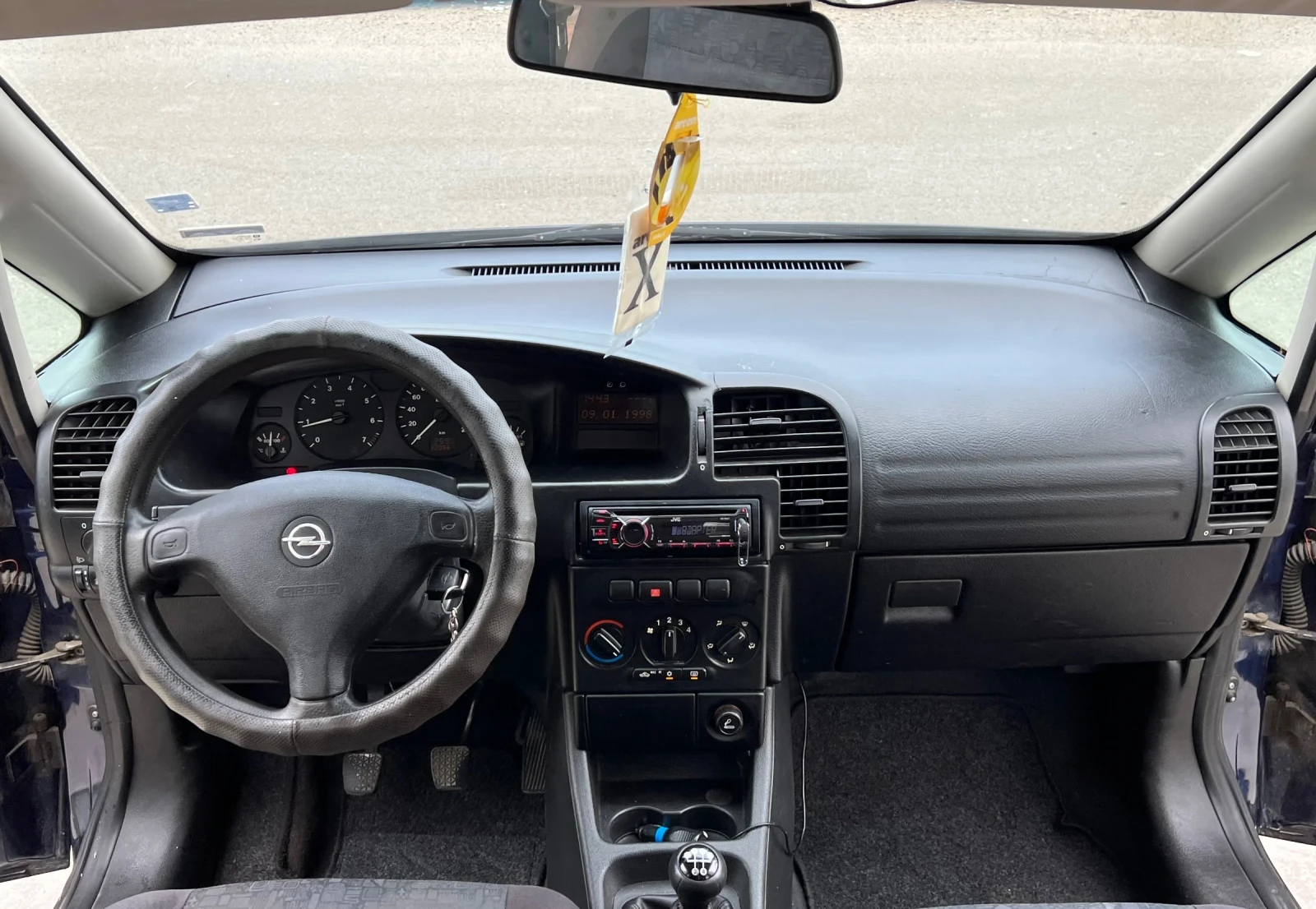 Opel Zafira 1.6 6+ 1 COMFORT  - изображение 9