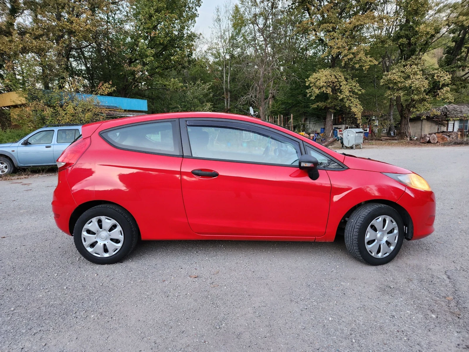 Ford Fiesta  - изображение 4