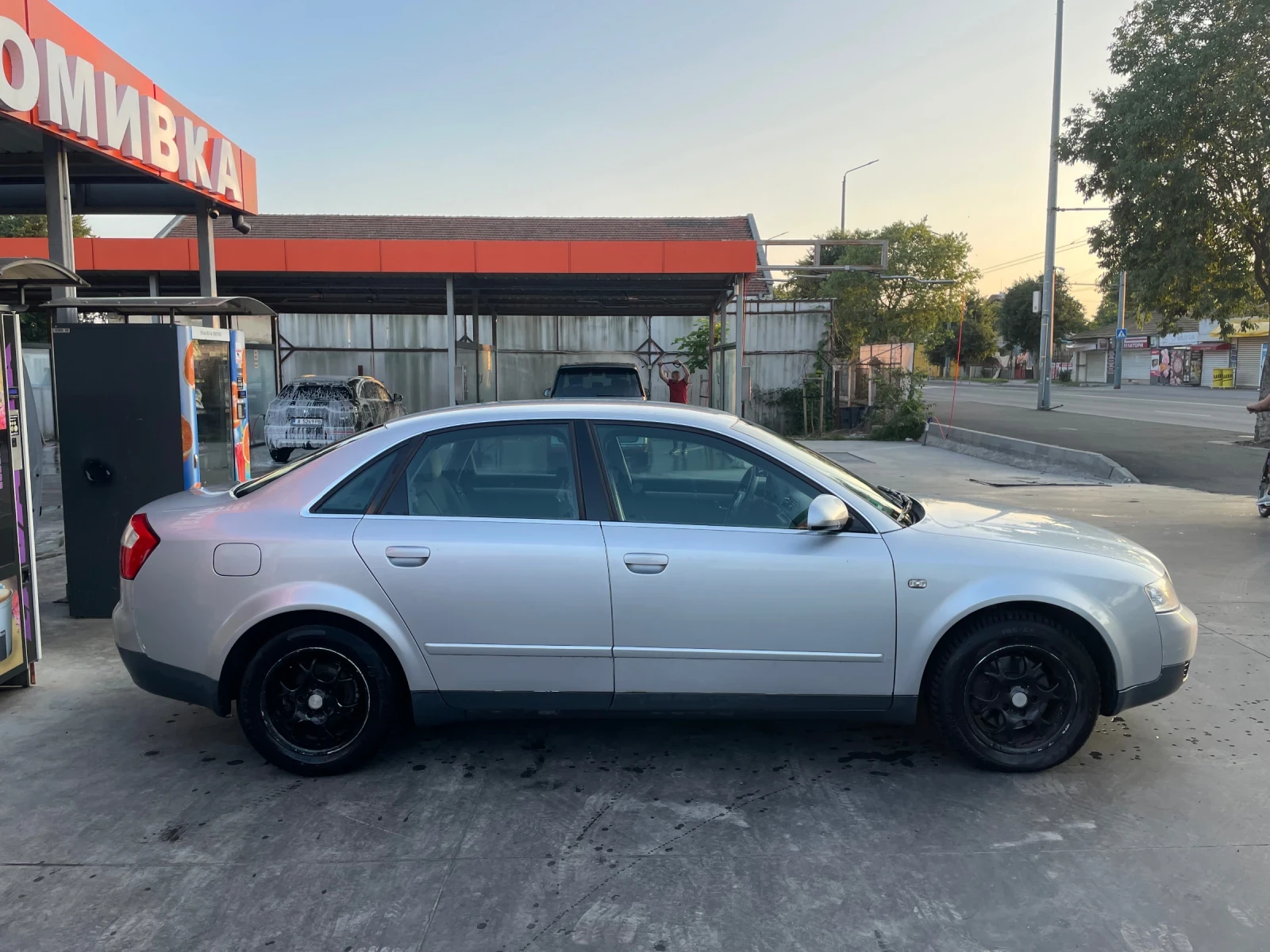 Audi A4 A4 B6 2.0i 131ps - изображение 4