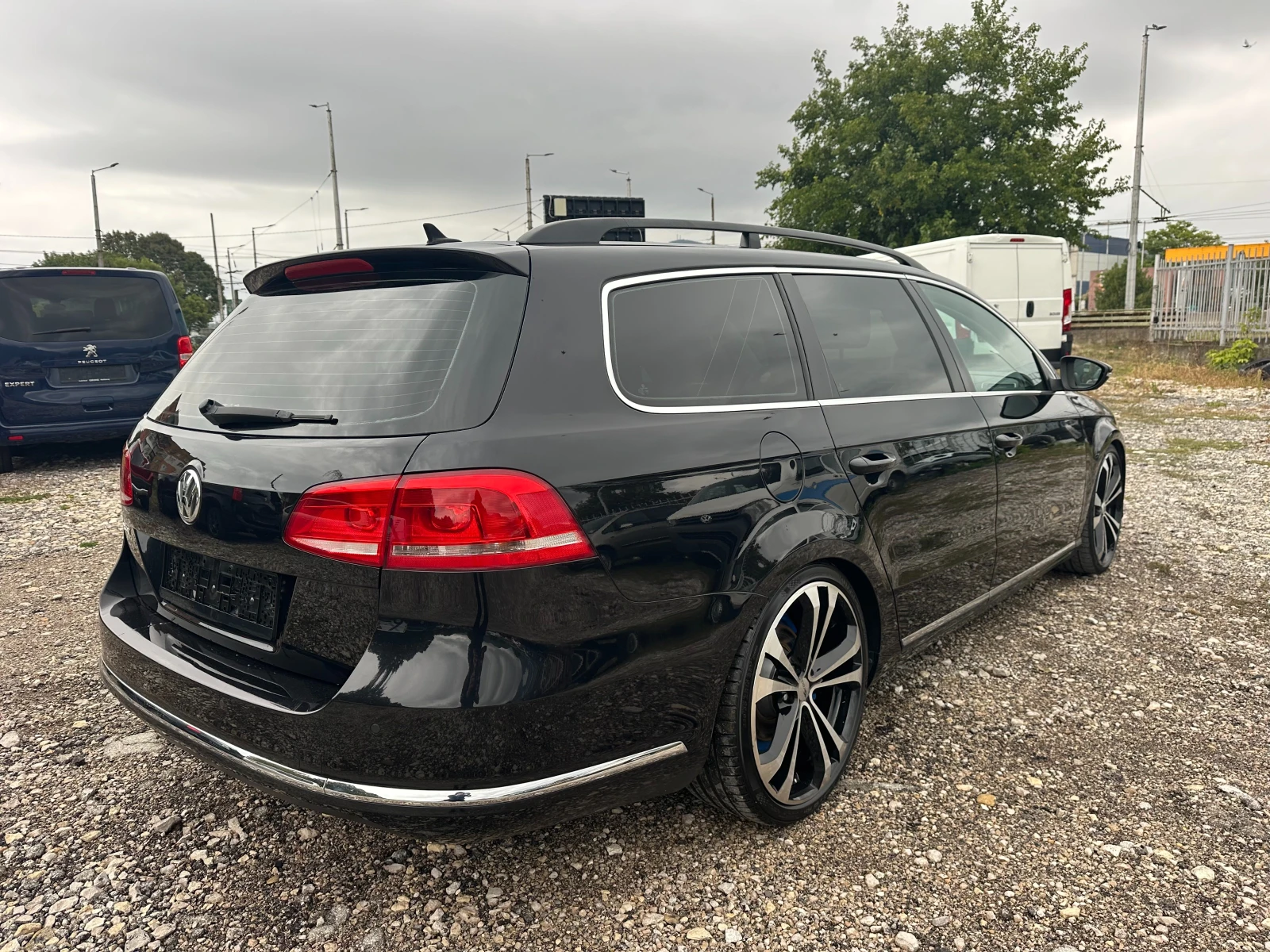 VW Passat 2.0TDI 140kc - изображение 3