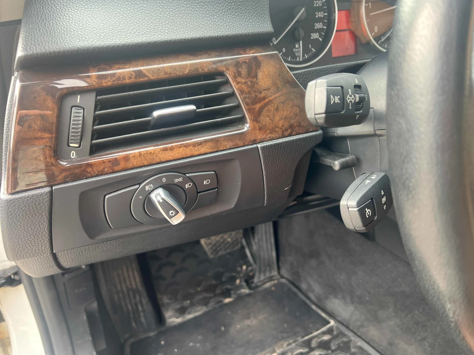 BMW 335 d * * CARFAX * *   * *  | Mobile.bg   13