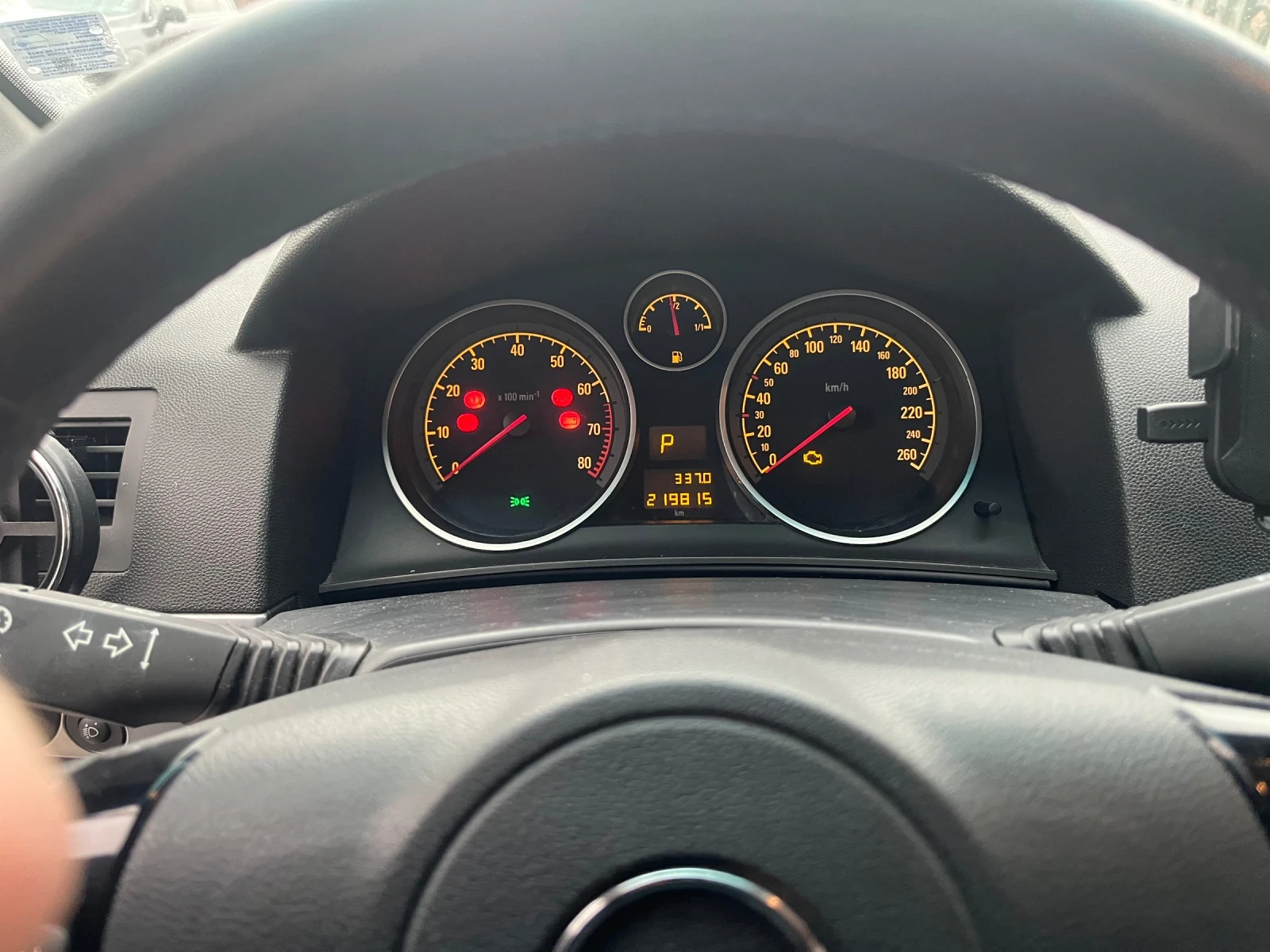 Opel Astra 1.8 140кс автомат - изображение 8