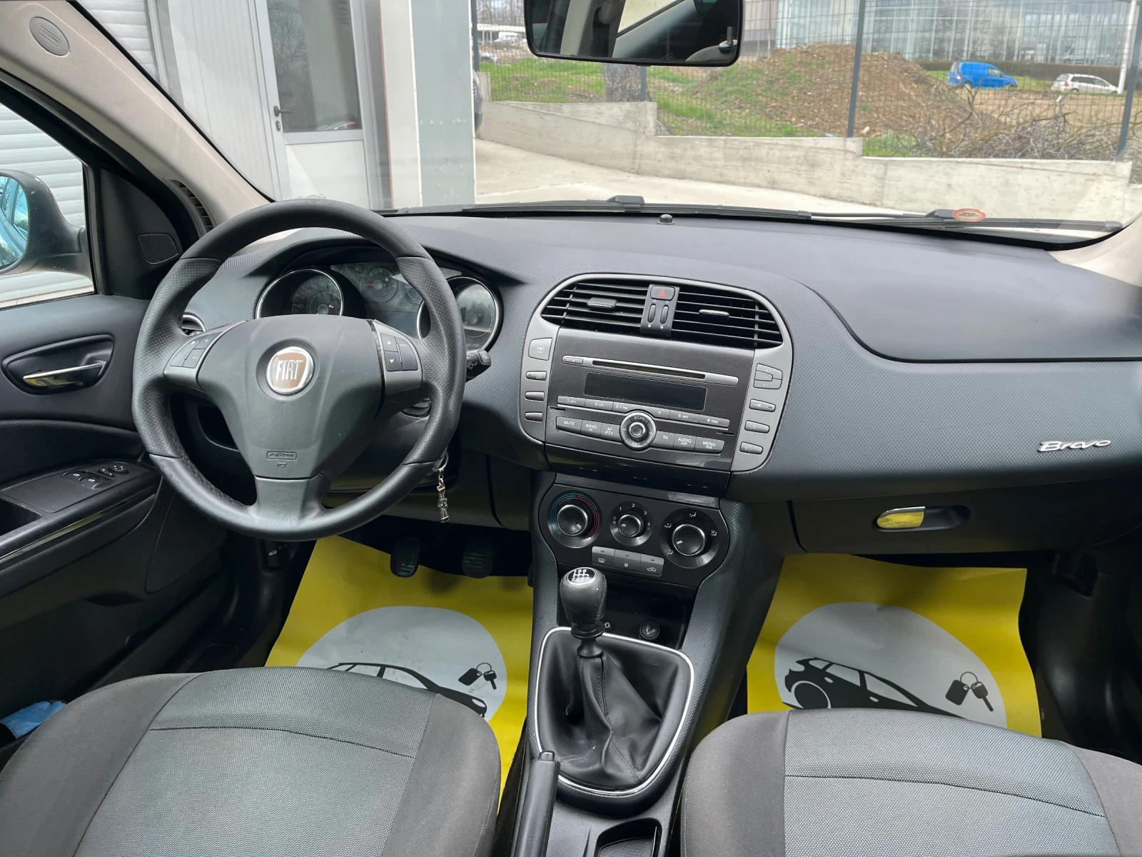 Fiat Bravo 1.4 Газ, снимка 11 - Автомобили и джипове - 54005737