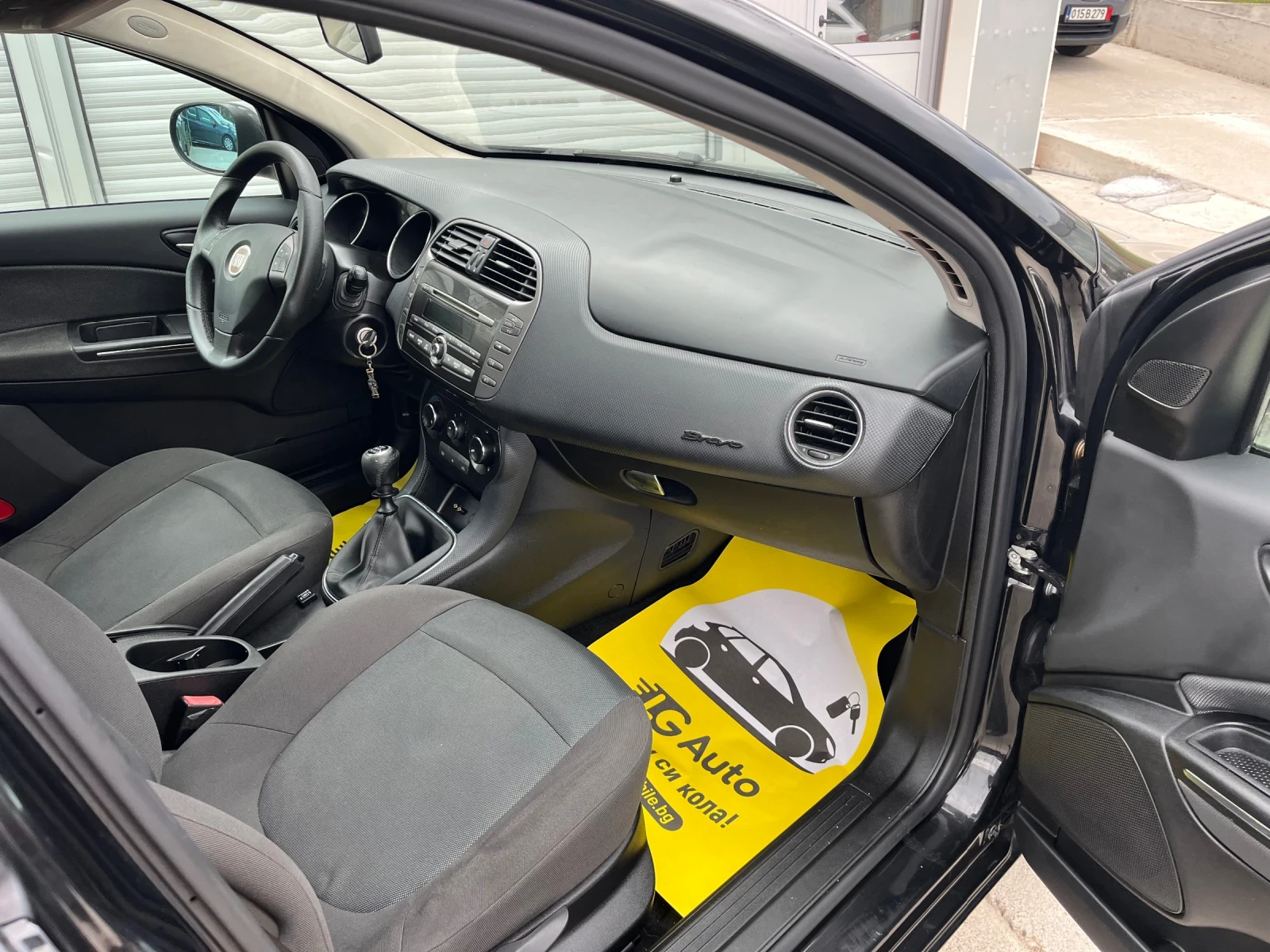 Fiat Bravo 1.4 Газ, снимка 10 - Автомобили и джипове - 54005737