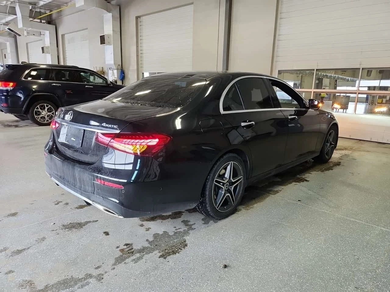 Mercedes-Benz E 350 BURMESTER| ОБДУХВАНЕ| ПАМЕТ| AMBIENT| , снимка 3 - Автомобили и джипове - 54066729