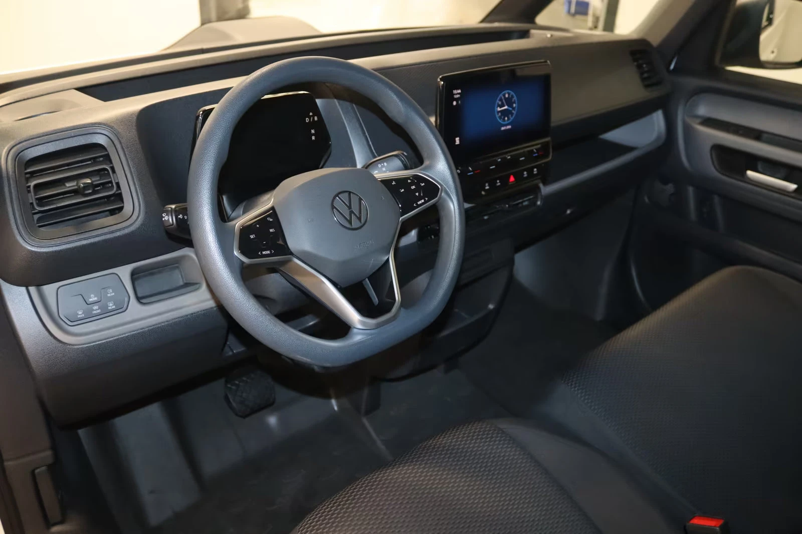 VW ID.Buzz CARGO/204HP/CAM/NAVI/LED/251z, снимка 9 - Автомобили и джипове - 54069805