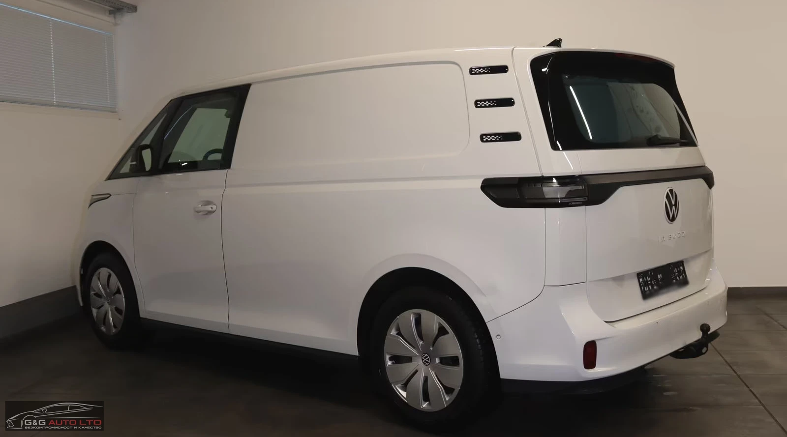 VW ID.Buzz CARGO/204HP/CAM/NAVI/LED/251z, снимка 3 - Автомобили и джипове - 54069805