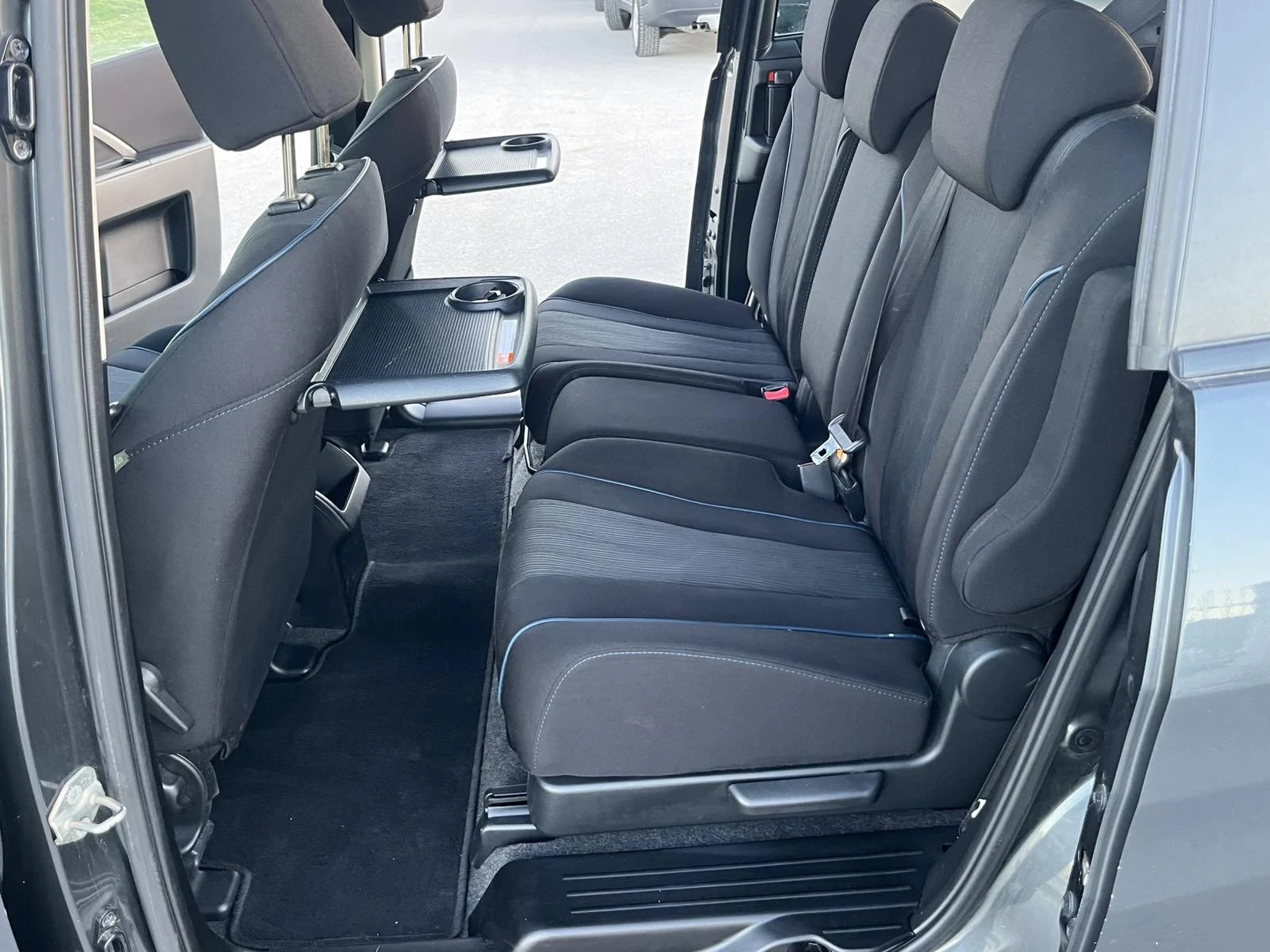 Mazda 5 FACE 1.6HDI 116�� 6 �������� 7 ����� ���������  | Mobile.bg � ����������� 9