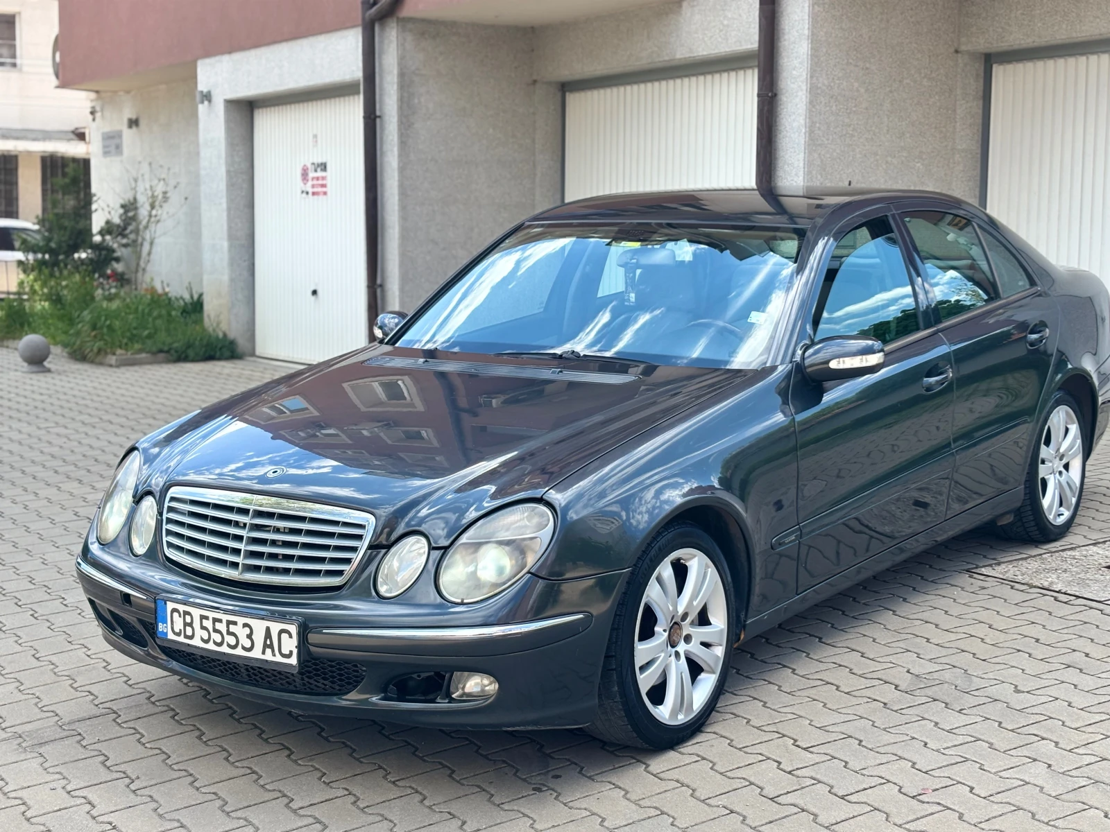 Mercedes-Benz E 220 E-220CDI