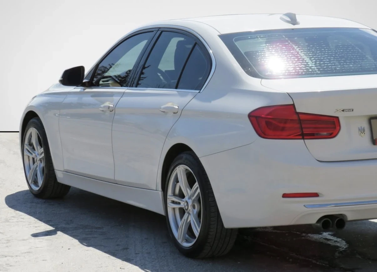 BMW 330 ПОДГРЕВ * ШИБИДАХ * CARFAX * ЦЕНА ДО БГ , снимка 6 - Автомобили и джипове - 54485940