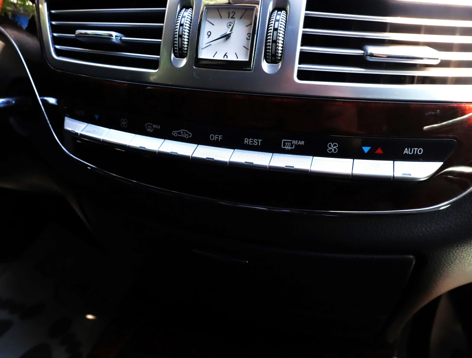Mercedes-Benz S 350 4Matic/Обдухване/Night Vision/Harman Kardon/Blind , снимка 12 - Автомобили и джипове - 54742943
