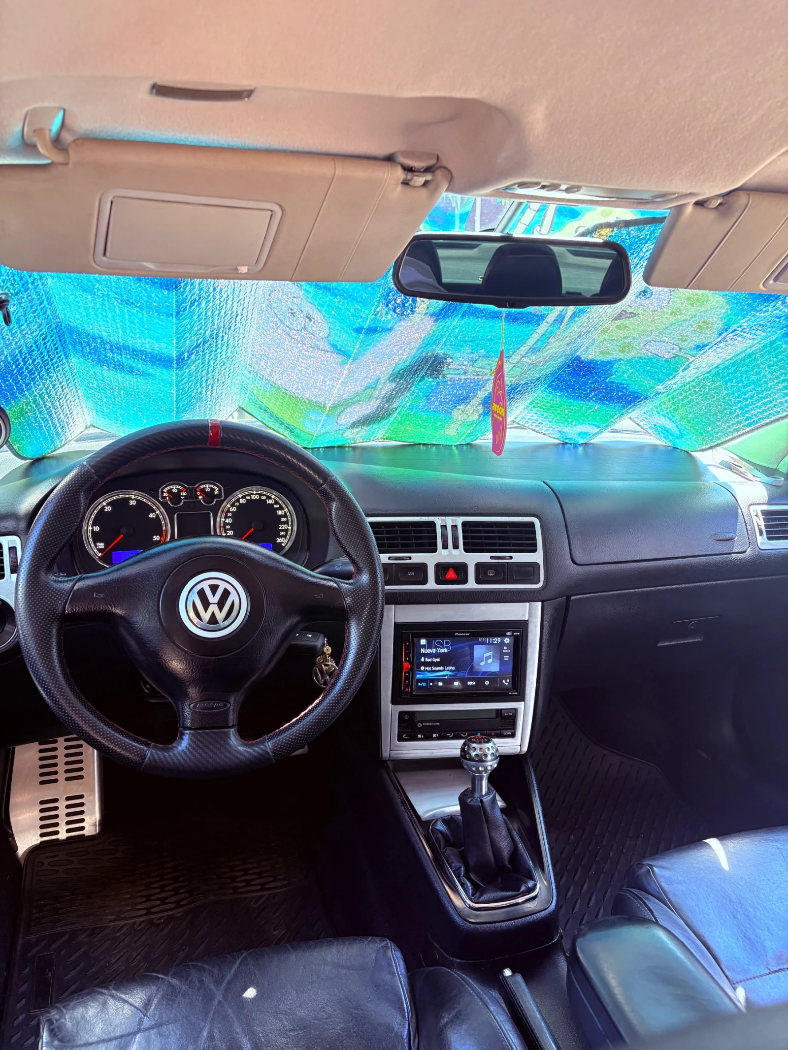 VW Bora, снимка 4 - Автомобили и джипове - 55080241