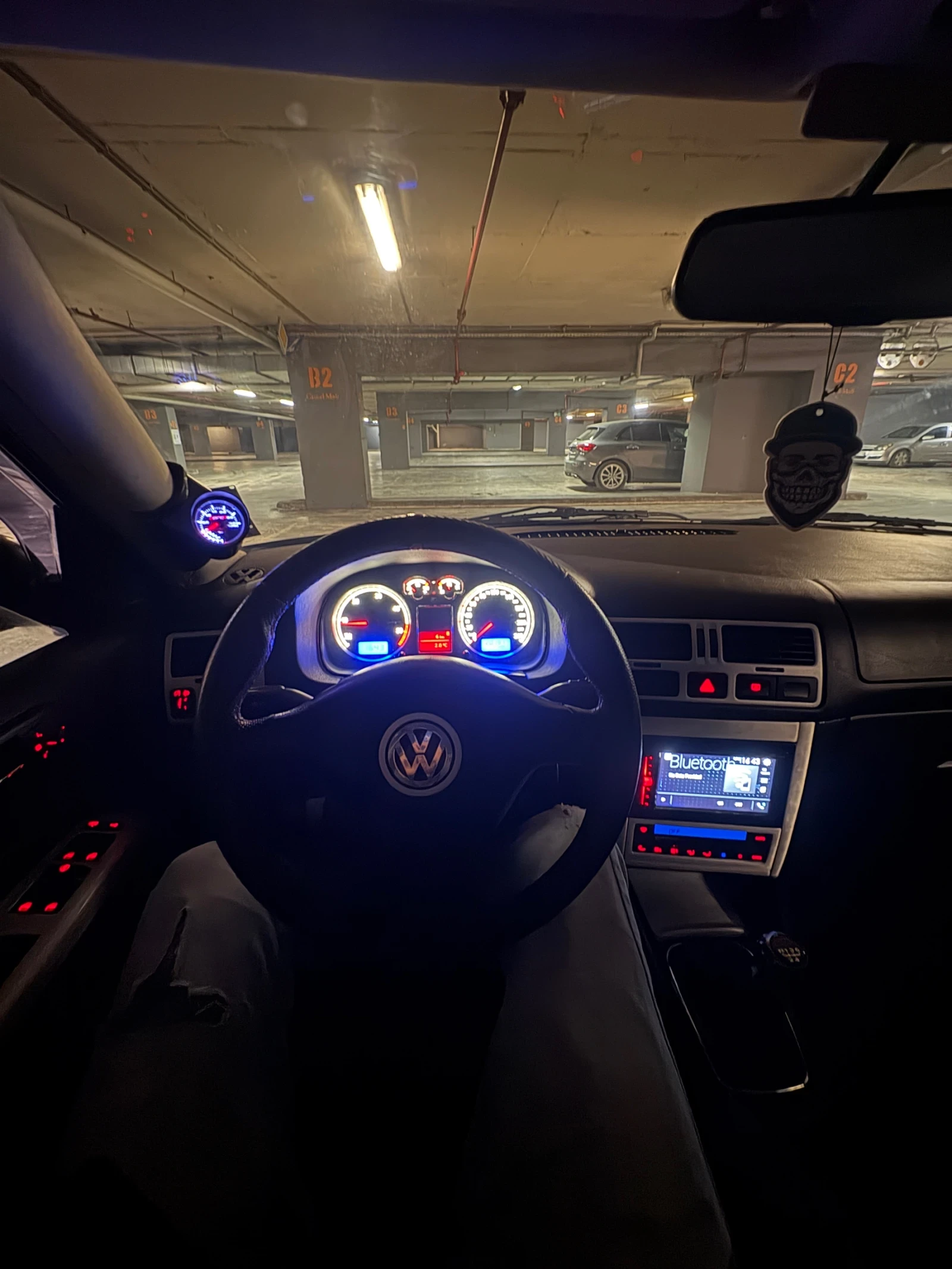 VW Bora, снимка 12 - Автомобили и джипове - 55080241
