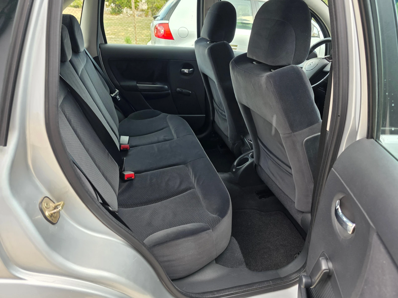 Citroen C3 1.4i 47000km! , снимка 9 - Автомобили и джипове - 55911796