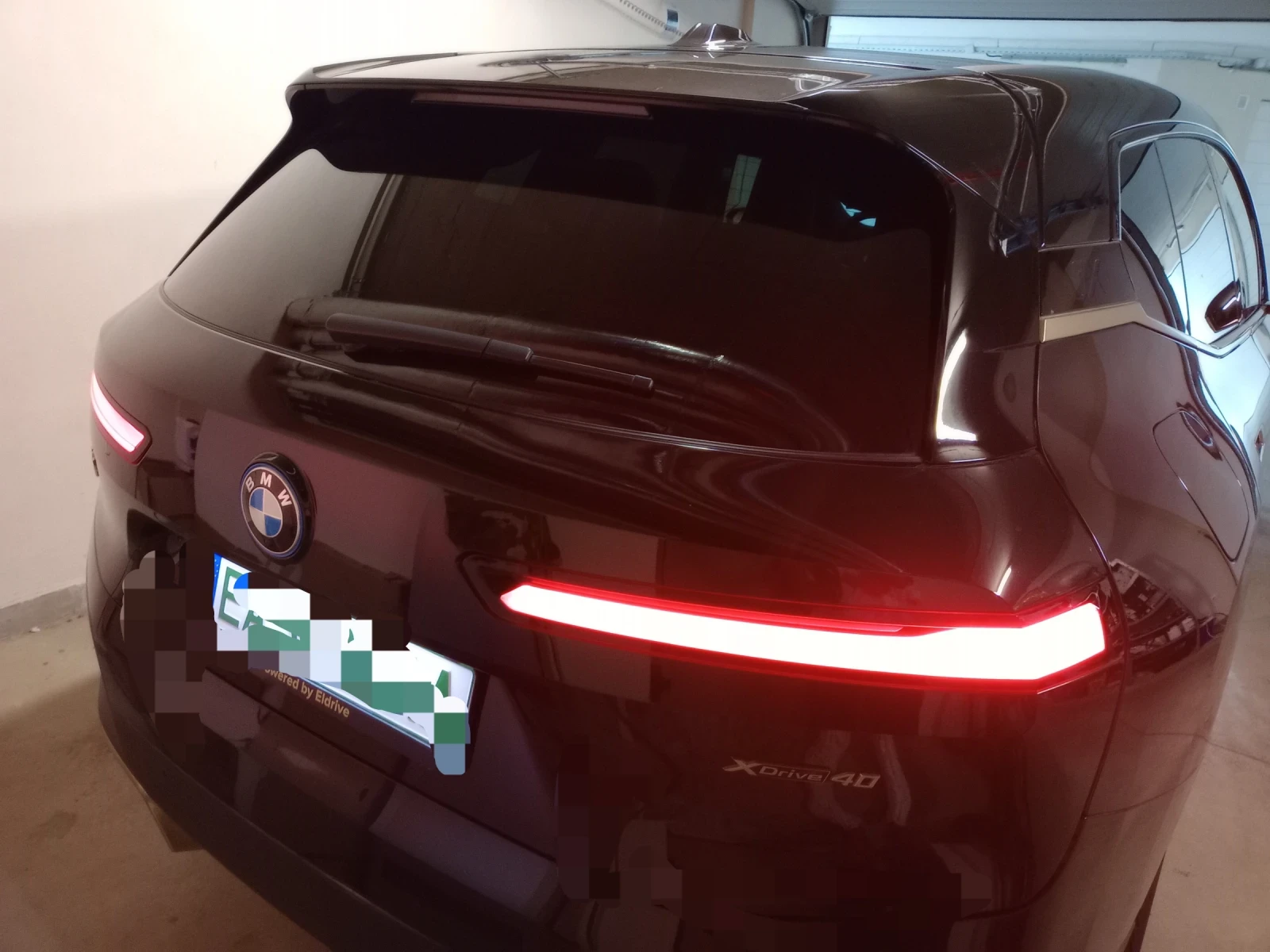 BMW iX 40, снимка 4 - Автомобили и джипове - 56025177