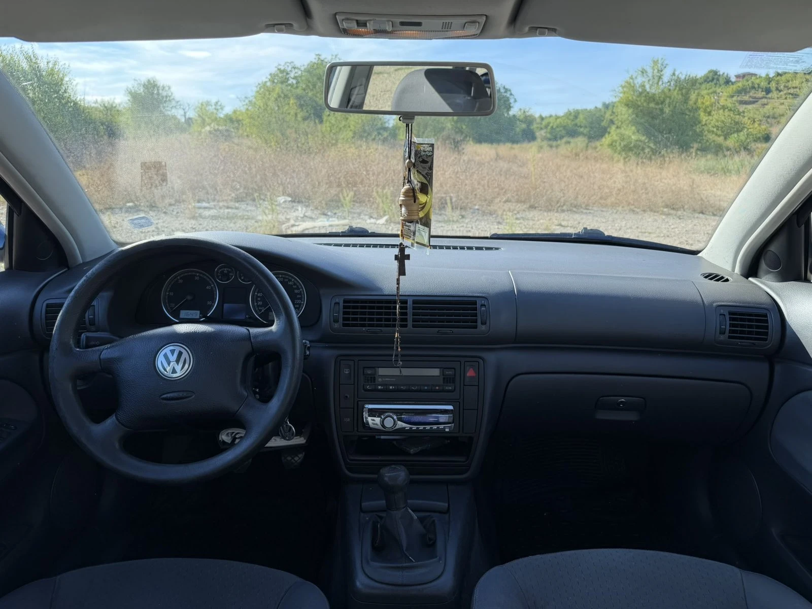 VW Passat ФЕЙСЛИФТ В 5.5, снимка 10 - Автомобили и джипове - 56075887