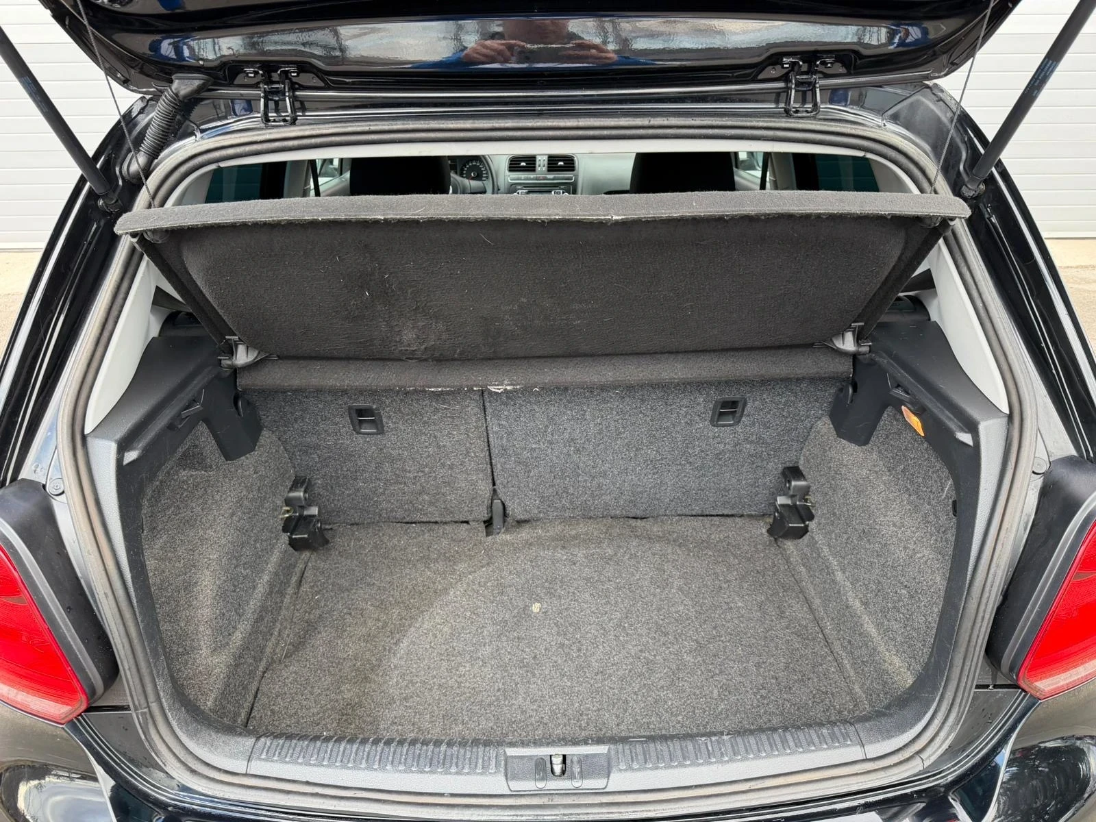 VW Polo 1.2I KLIMATIK EVRO 5A ЛИЗИНГ!!!, снимка 11 - Автомобили и джипове - 56132435