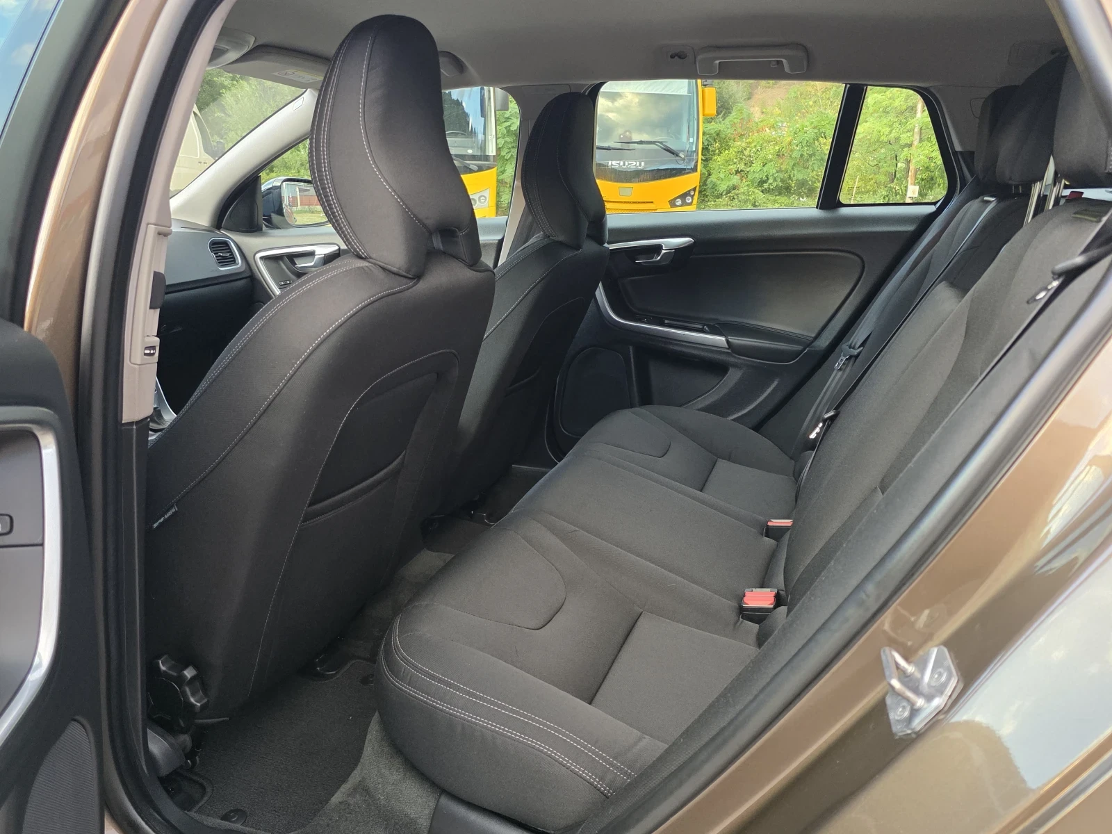 Volvo V60 Cross Country Да в състояние лизинг 100% одобрение, снимка 14 - Автомобили и джипове - 56245843