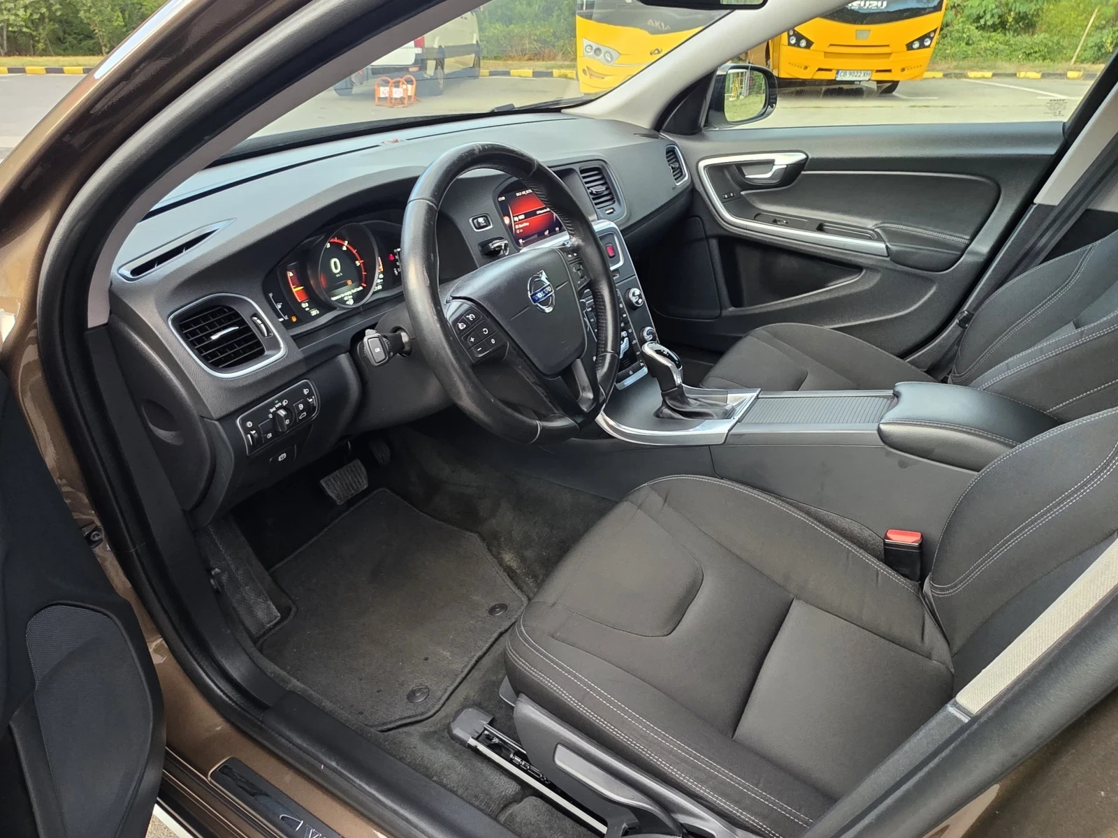 Volvo V60 Cross Country Да в състояние лизинг 100% одобрение, снимка 17 - Автомобили и джипове - 56245843