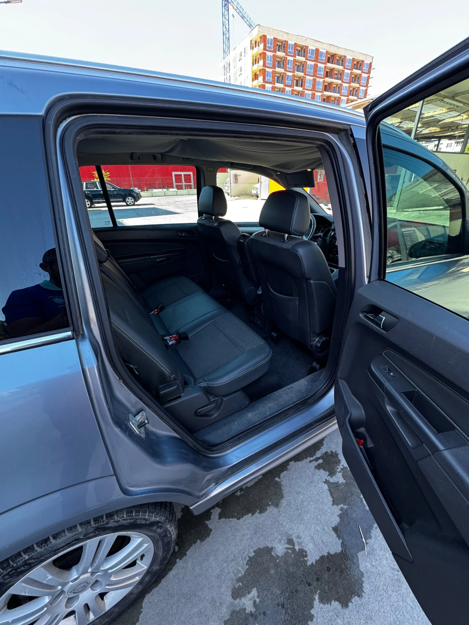 Opel Zafira, снимка 6 - Автомобили и джипове - 56347349