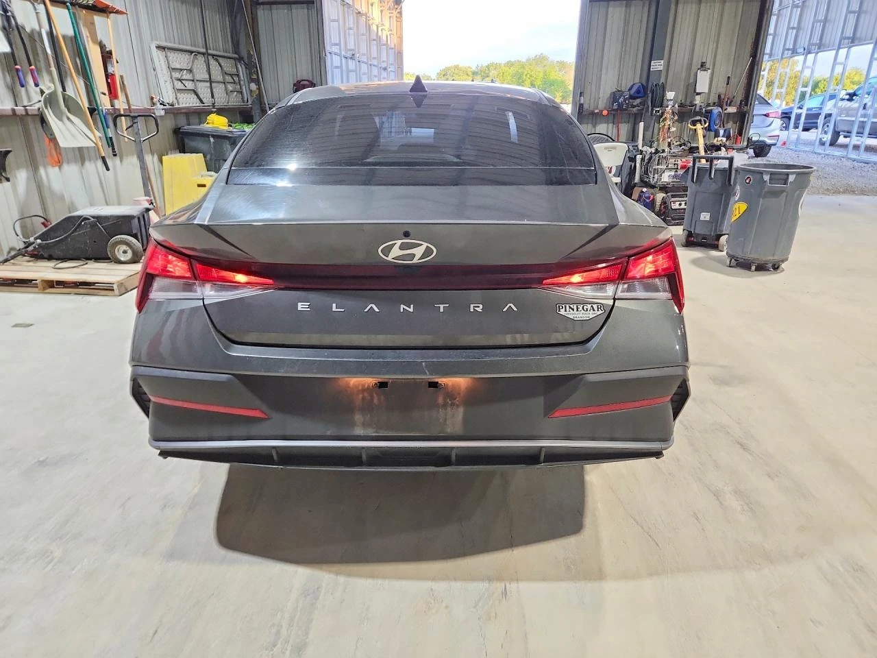 Hyundai Elantra 2.0l Sel, снимка 6 - Автомобили и джипове - 56365489