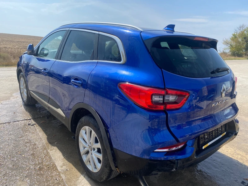 Renault Kadjar 1.3 TCe, снимка 7 - Автомобили и джипове - 47067947