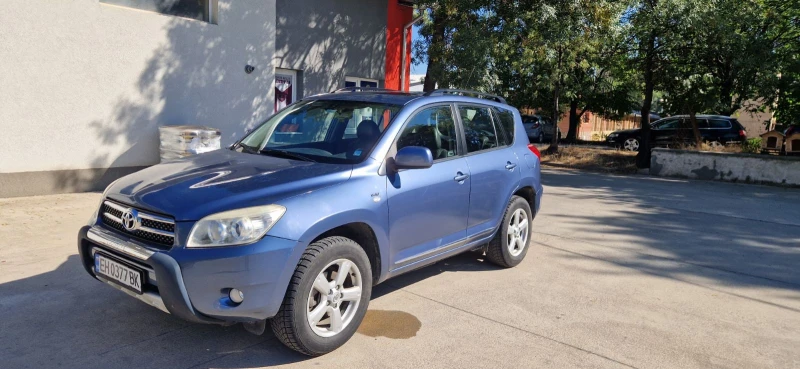 Toyota Rav4, снимка 1 - Автомобили и джипове - 49156004