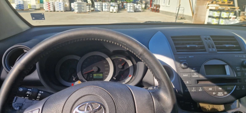 Toyota Rav4, снимка 7 - Автомобили и джипове - 49156004