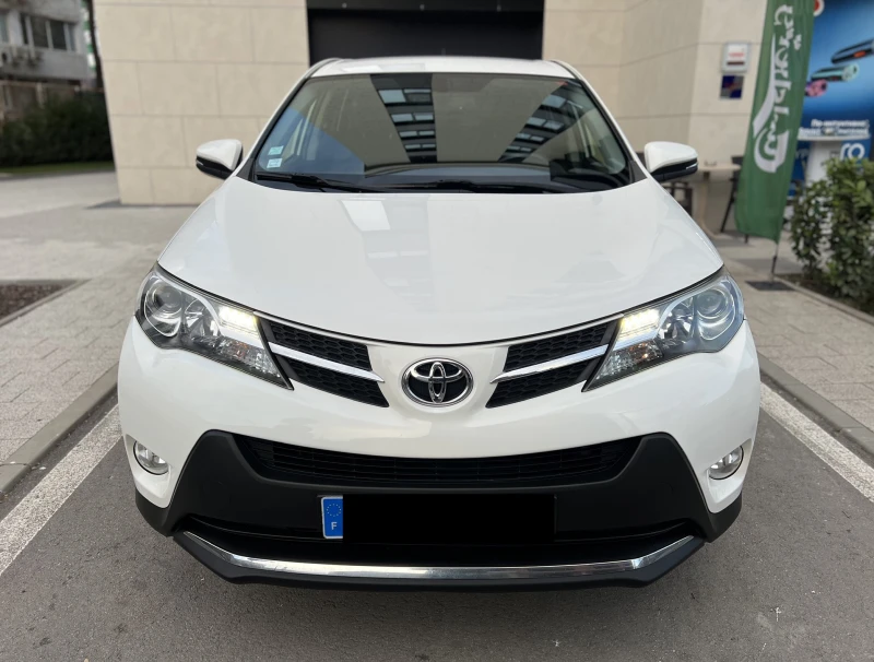 Toyota Rav4 2.0 D4D 126к.с. 4x4 AWD KeyLess, снимка 2 - Автомобили и джипове - 49553878