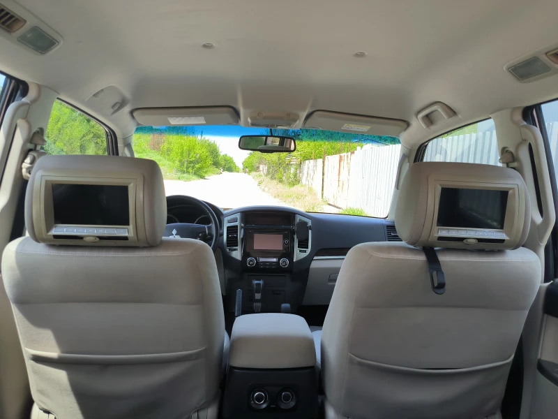 Mitsubishi Pajero, снимка 13 - Автомобили и джипове - 50499079
