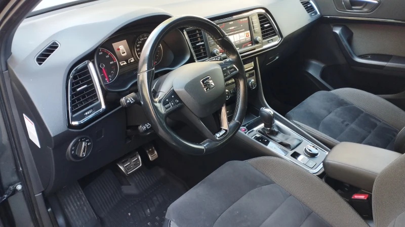 Seat Ateca 1.4 TSI, снимка 5 - Автомобили и джипове - 52352522