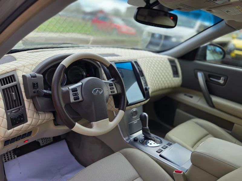 Infiniti Fx 35 Газ-бензин* Уникално, снимка 9 - Автомобили и джипове - 53187489