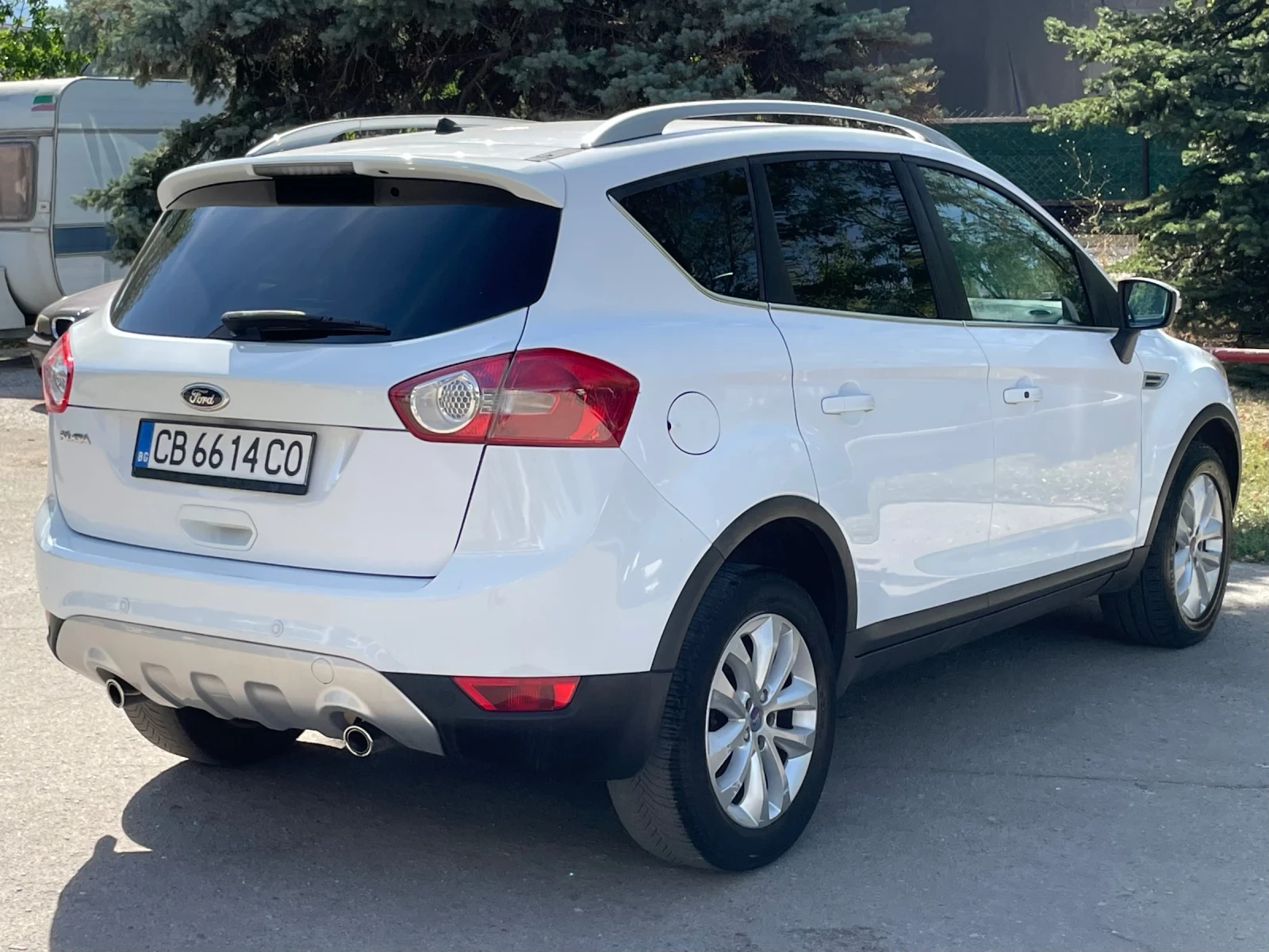 Ford Kuga 2.0TDCI-163 к.с. - изображение 5
