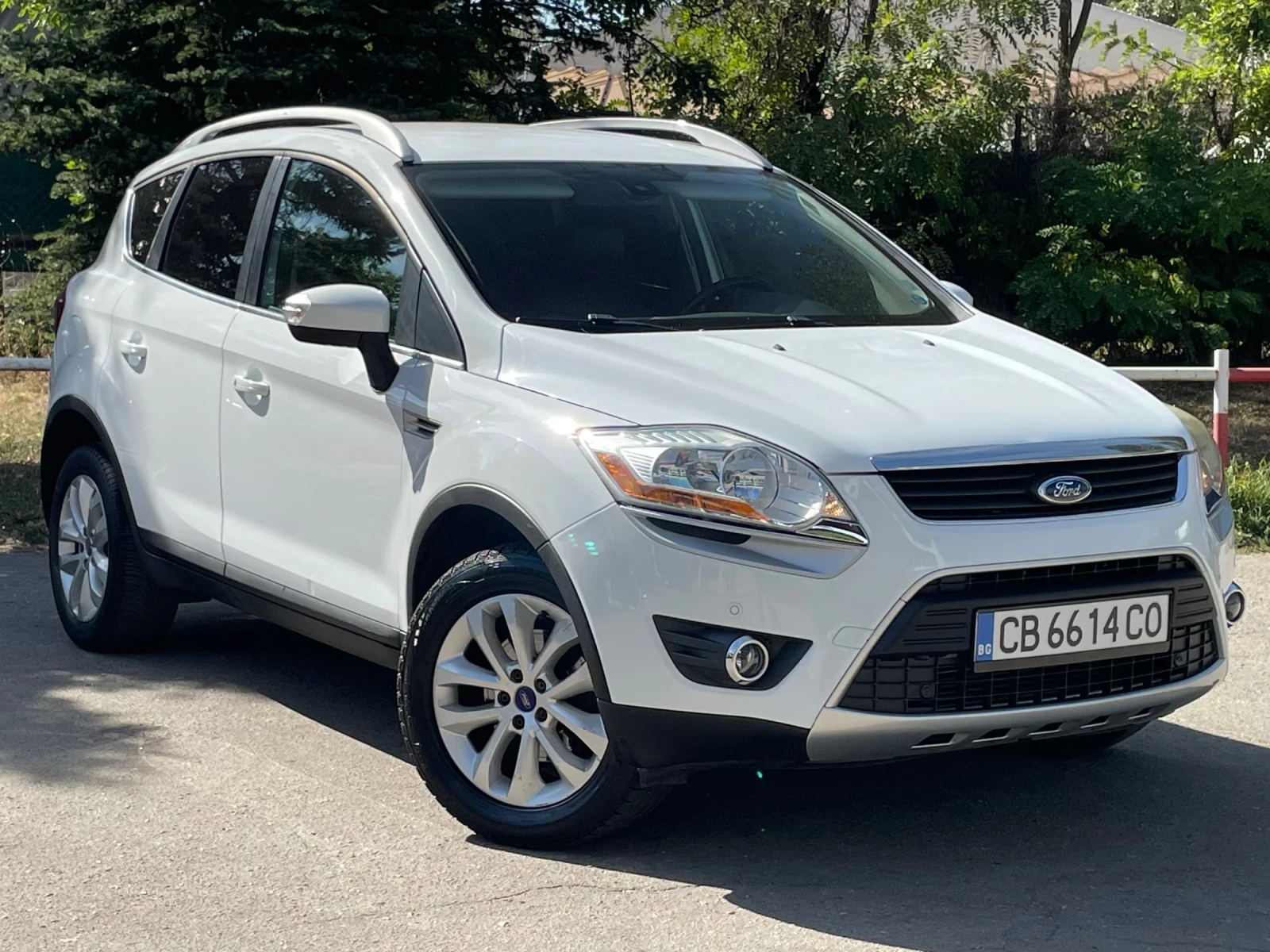 Ford Kuga 2.0TDCI-163 к.с. - изображение 2