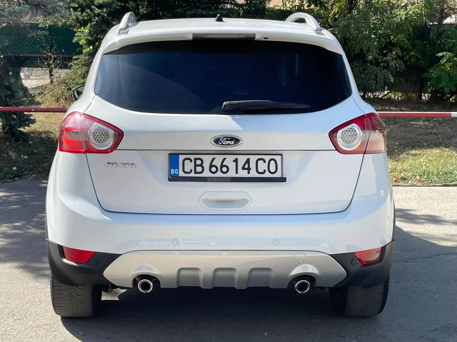 Ford Kuga 2.0TDCI-163 к.с. - изображение 4