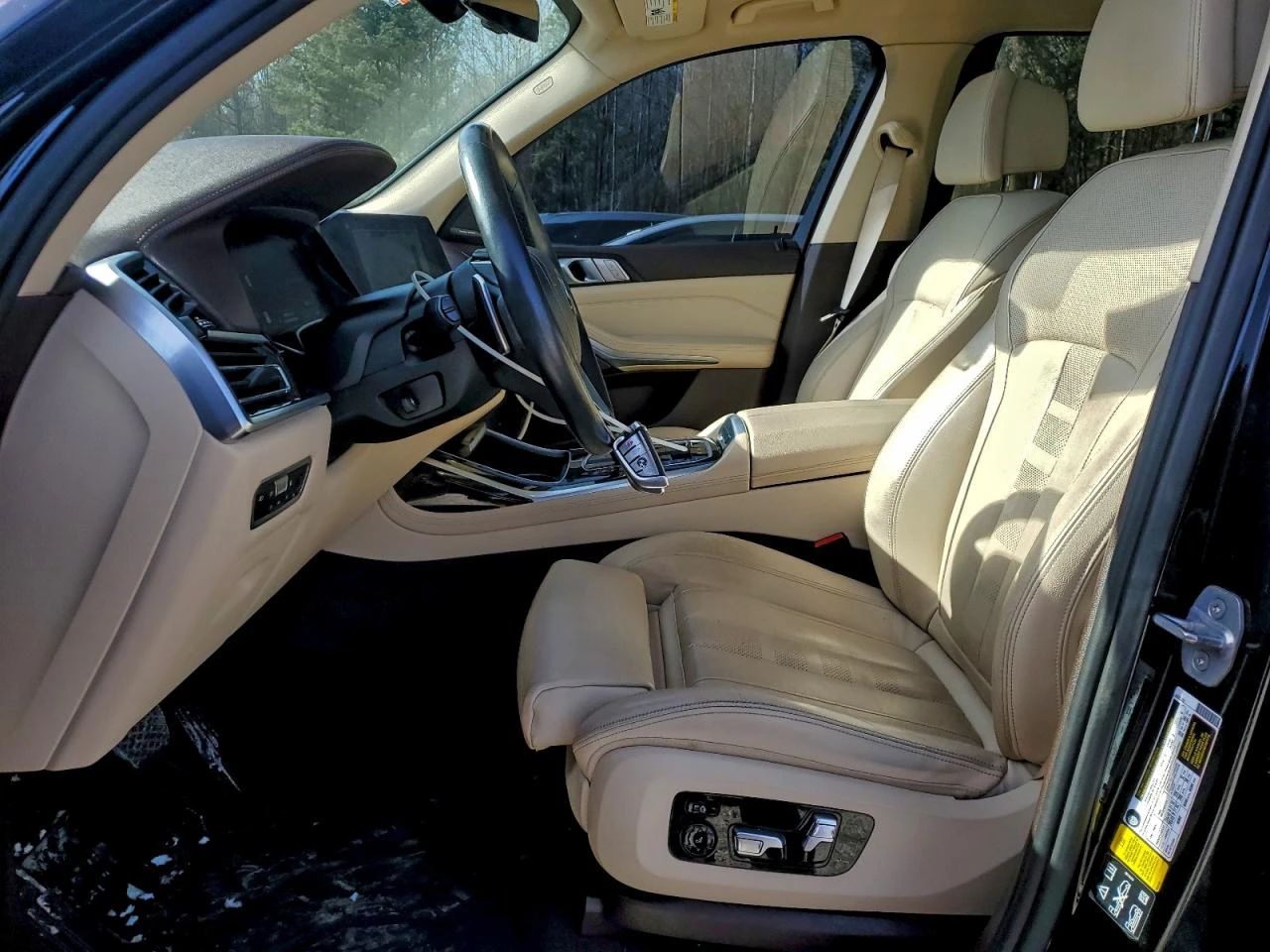 BMW X7 xDrive40I - изображение 7