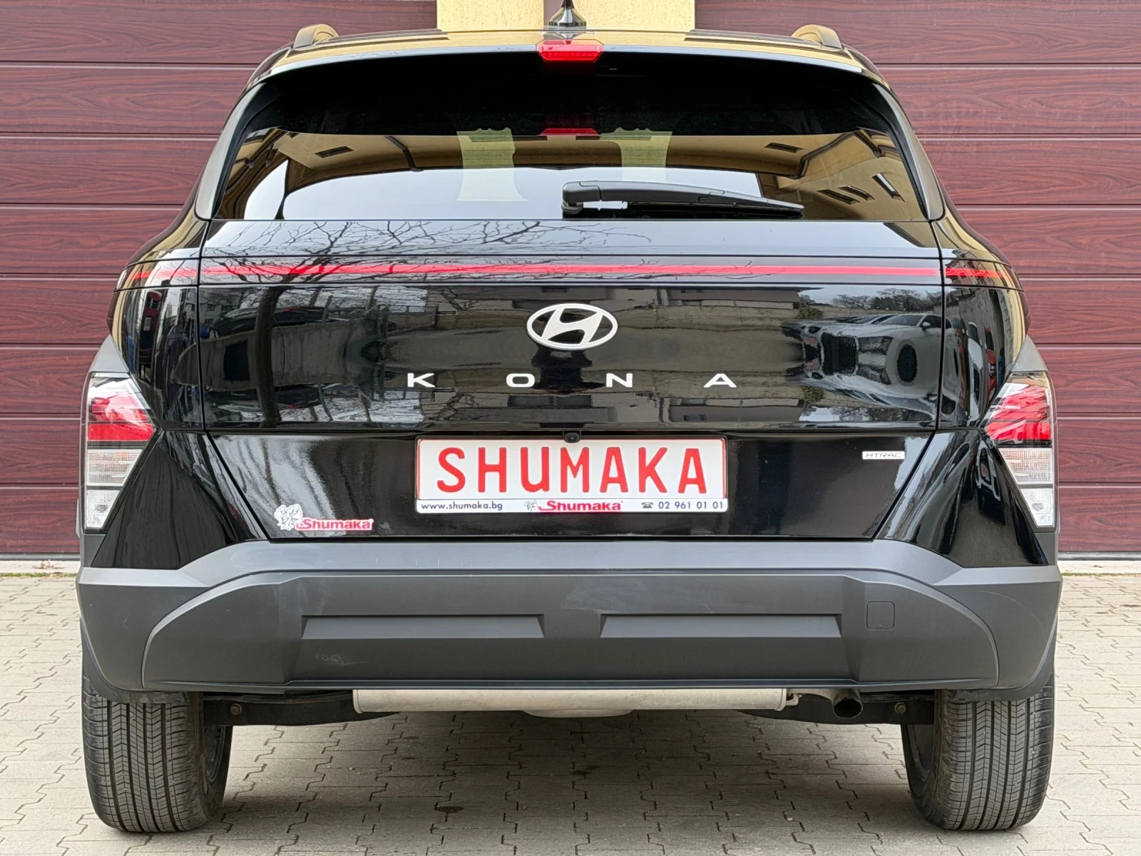 Hyundai Kona 2.0i DOHC 4X4* 9хил.км!, снимка 6 - Автомобили и джипове - 53927686