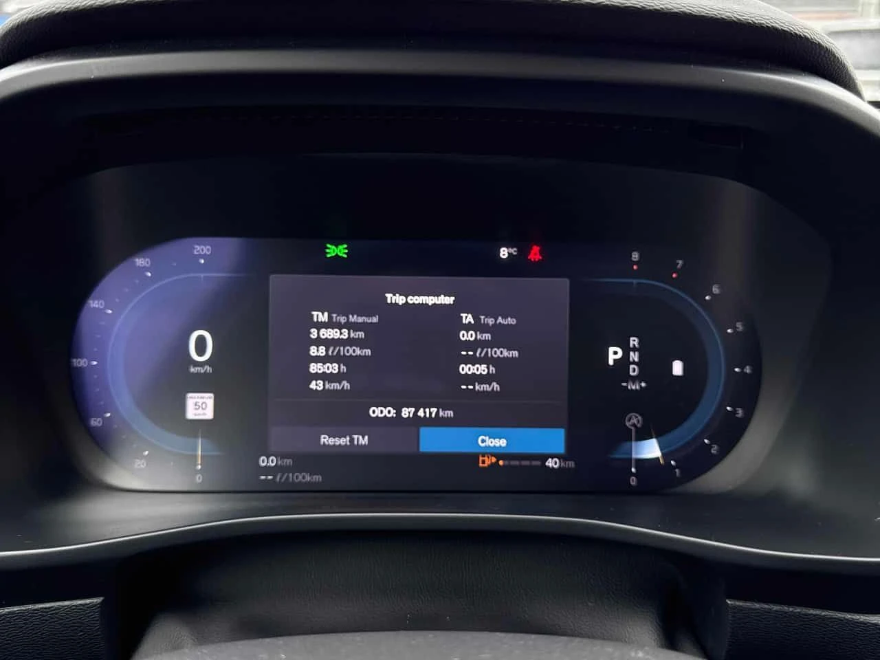 Volvo XC40 | Plus Dark Theme | ПОДГРЕВ | ПАНОРАМА | , снимка 8 - Автомобили и джипове - 54455229